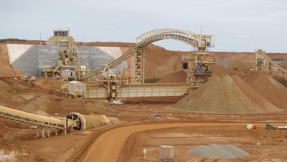 Ravensthorpe Operational Achievements Crushing: SAP and LIM achieved design of 2000 tph Beneficiation: SAP 550 tph vs design of 455 tph LIM 1200 tph vs design of 1177 tph
