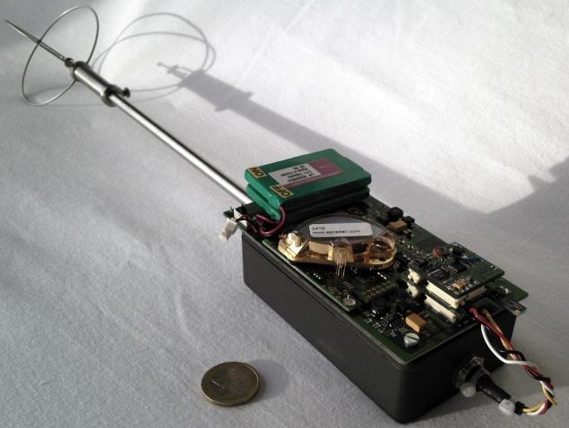 Figure 4 The fully assembled Egg-Whisk mote For additional measurement of indoor temperatures and air speed, the Hobo U12 data loggers and air velocity sensor were used (Onset Data Loggers 2011).