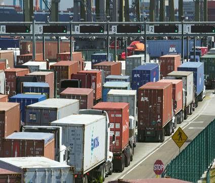 Seaports are a Vital Freight Moving Asset Landside access to seaports becoming severely congested Intermodal connectors and rail crossings must not inhibit moving nation s growing trade volume