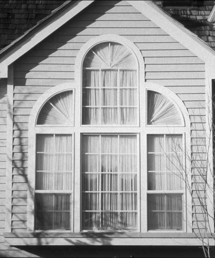 Radius Windows Milgard Aluminum Window R-20 The R-20 Series of Radius Windows are designed and engineered to provide a dramatic complement to architectural design either alone or combined with