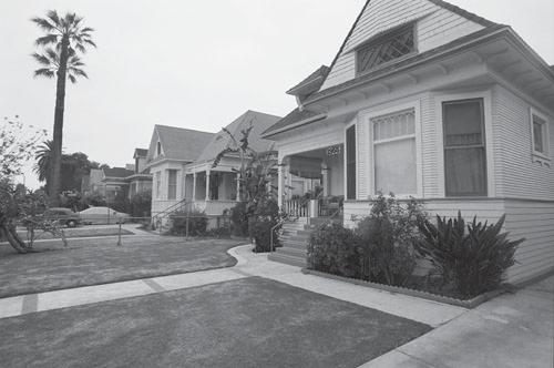 residential buildings with frontage on both sides of the block of the same street as the frontage of the subject lot, except for vacant lots, to demonstrate that their proposal does not exceed the