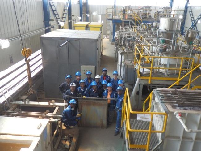 3.2 EMM commissioning February 2015 Training Identically to SiMn, we paid special attention to training employees for the Manganese Metal part.