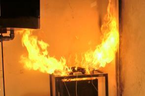 Heat release rate (HRR) Fire test with external propane burner 5x7 Ah LFP pouch Outbursts Fire calorimetry: Oxygen