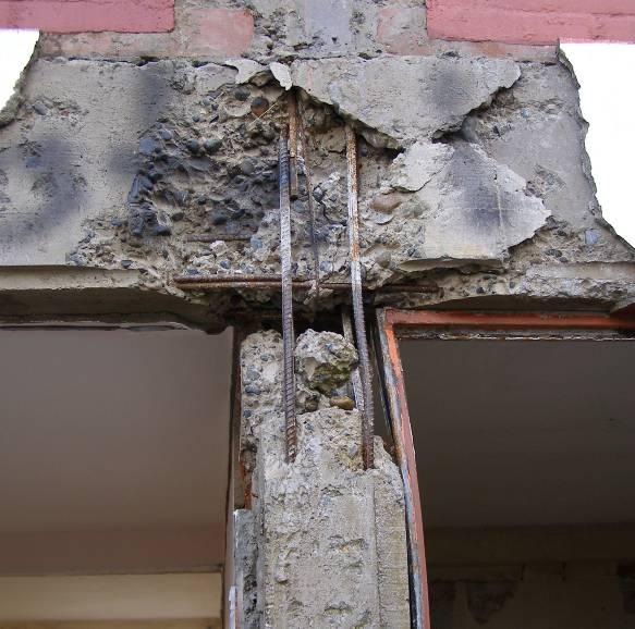 Inadequate detailing of the tie-beam longitudinal reinforcement and an absence of confinement in the tie-beam-to-tie-column joint region: a) interior tie-column, and b) exterior tiecolumn
