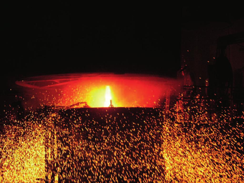 Casting of steel intended for a steam generator tubesheet at the JSW foundry, Muroran, Japan With a view to improving safety, while incorporating the technical advances of the directive, the ASN has