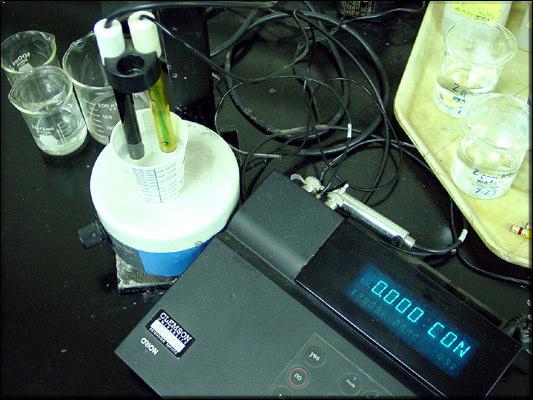 Nitrate Meter - The NO 3 -N is measured by a nitrate sensing electrode,