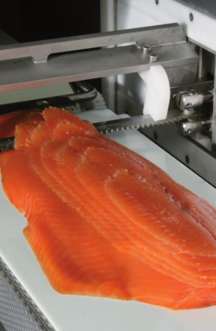 With a horizontal slicing machine you will have the perfect equipment to make long slices of fresh, cold smoked salmon and similar fish species.
