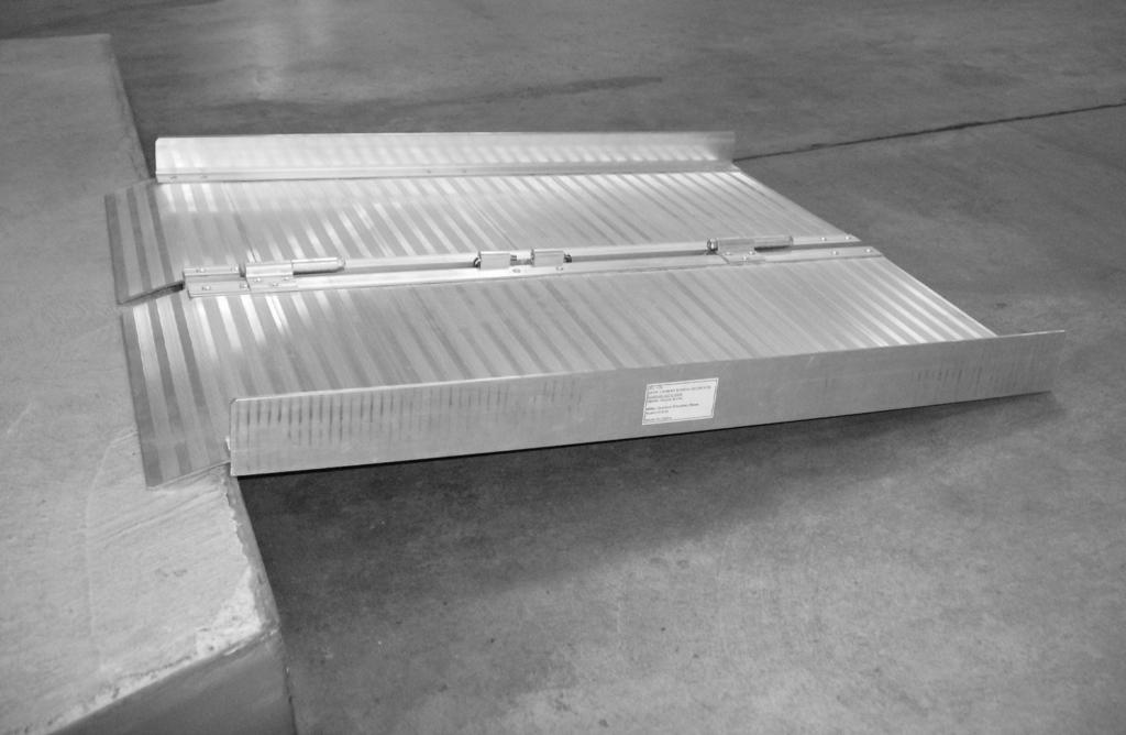 ALUMINUM CURB RAMP Model 98037 Set up And Operating Instructions Diagrams within this manual may not be drawn proportionally.