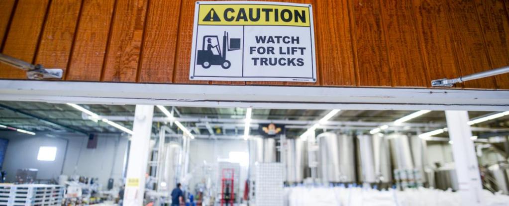 96,000 Injury Accidents per Year Inattentive, Distracted Operator Tip-over Unstable Load Operator Struck Load, Falling Objects Elevated employees No training/inexperience Overload/Improper Use