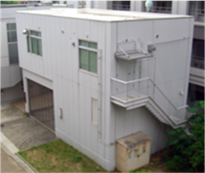 Buildings 215, 5 311 in a building with low thermal insulation performance, such as a factory, warehouse, or gymnasium.