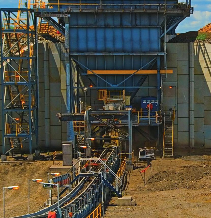 REINFORCED EARTH WALLS New Acland Coal Mine, Toowoomba Qld We