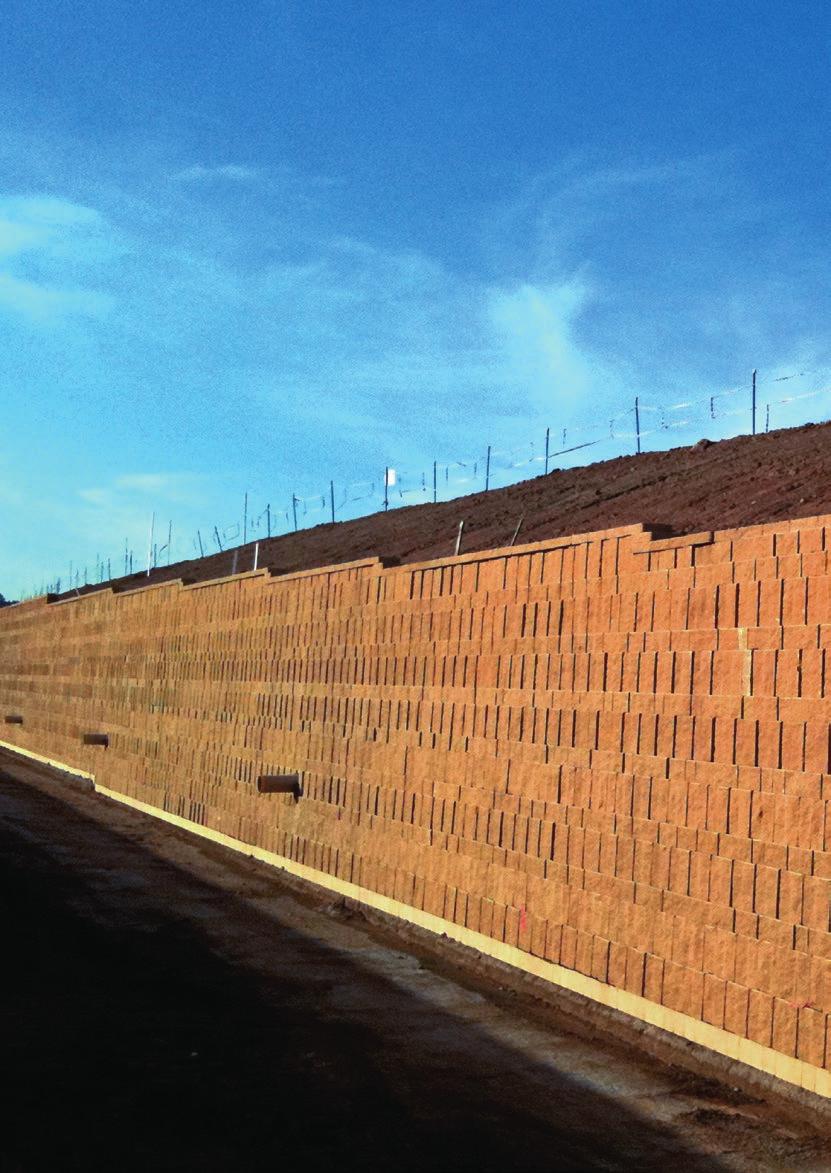 Finding the right retainingsolution Choosing a retaining wall solution requires an intimate knowledge of the mechanics of retaining wall design and the way in which available techniques can be