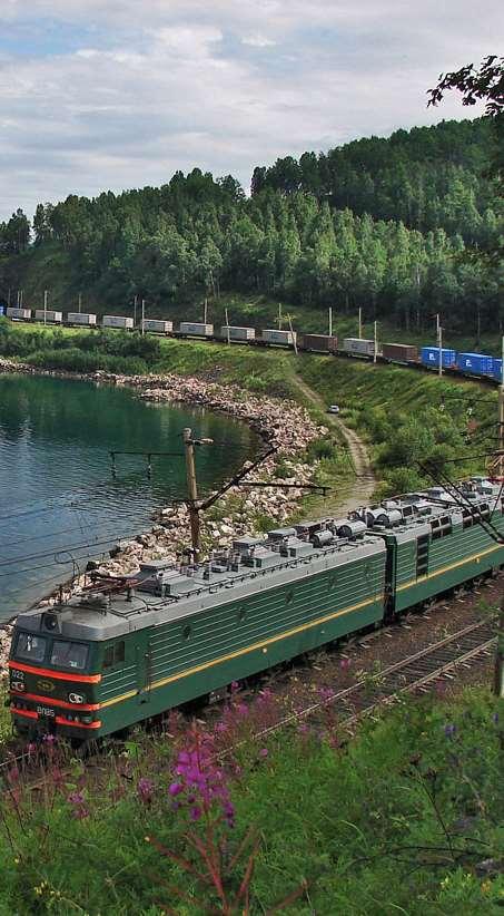 Rail freight Изгибы поезд змейка Our company provides international and domestic by using all possible carriage types.