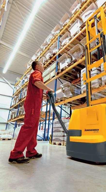 Warehousing Your benefits: All types of address storage (floor, rack, including pallet and console racks, fine-mesh) Handling and storage of goods that are oversized both in weight and volume