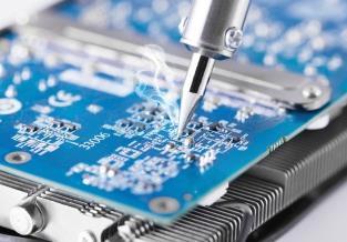 Manufacturing Industry Electronics Manufacturer Electronics Manufacturer Improves Risk Visibility As a global leader of sophisticated electronic components and solutions, this electronics