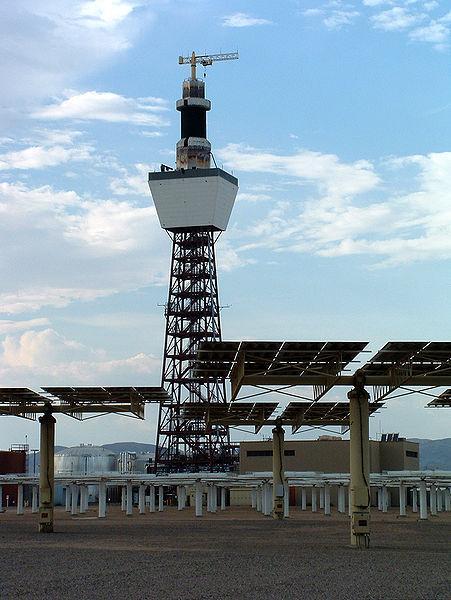 Power tower design for CSP Within the receiver the concentrated sunlight heats molten salt to over 1,000 F (538 C).