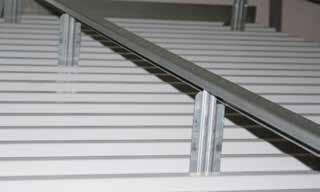 When the brackets or railings in accordance with the manufacturers are fixed in place, the support bar is simply rotated into a recommendations prior to the installation of the Corogrid secure