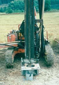 Micropiles for tower bases Micropiles for telecommunications mast foundations Once permission has been granted for a telecommunication mast, it is