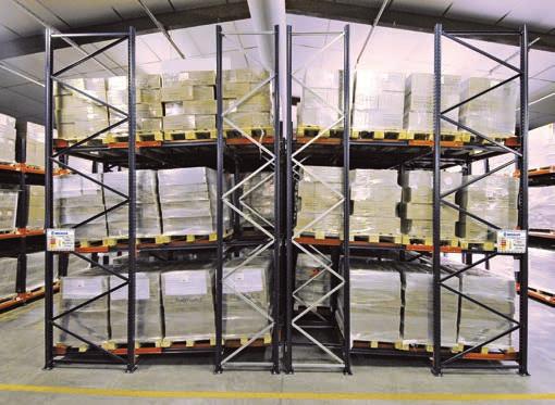 Several levels of live picking on the lower level, which can stock pallets both from the upper levels and from boxes previously extracted from