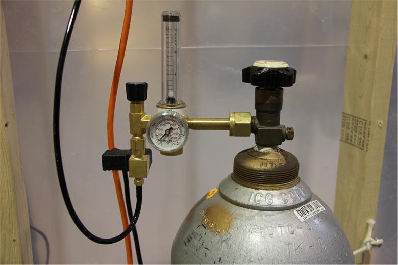 Figure 13 - CO 2 regulator providing flow at a maximum speed of 7.1 L/s.