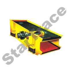 We offer customer made vibrating screens made of different