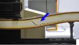 Figure 6(c) shows the typical failure mode of MDF specimen, which was a shear failure of the core without deboning at the interface of core and intermediate layer.