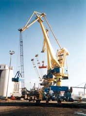 Cranes for bulk materials, can be provided with hopper on board handling system to the on