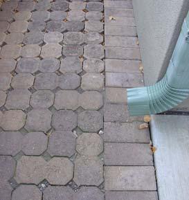 Downspouts shall not drain more than 1,000 sf of