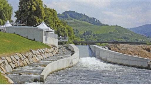 Electricity from a movable power source The first prototypes of hydroelectric stations completely immersed in water but movable, are now in operation.