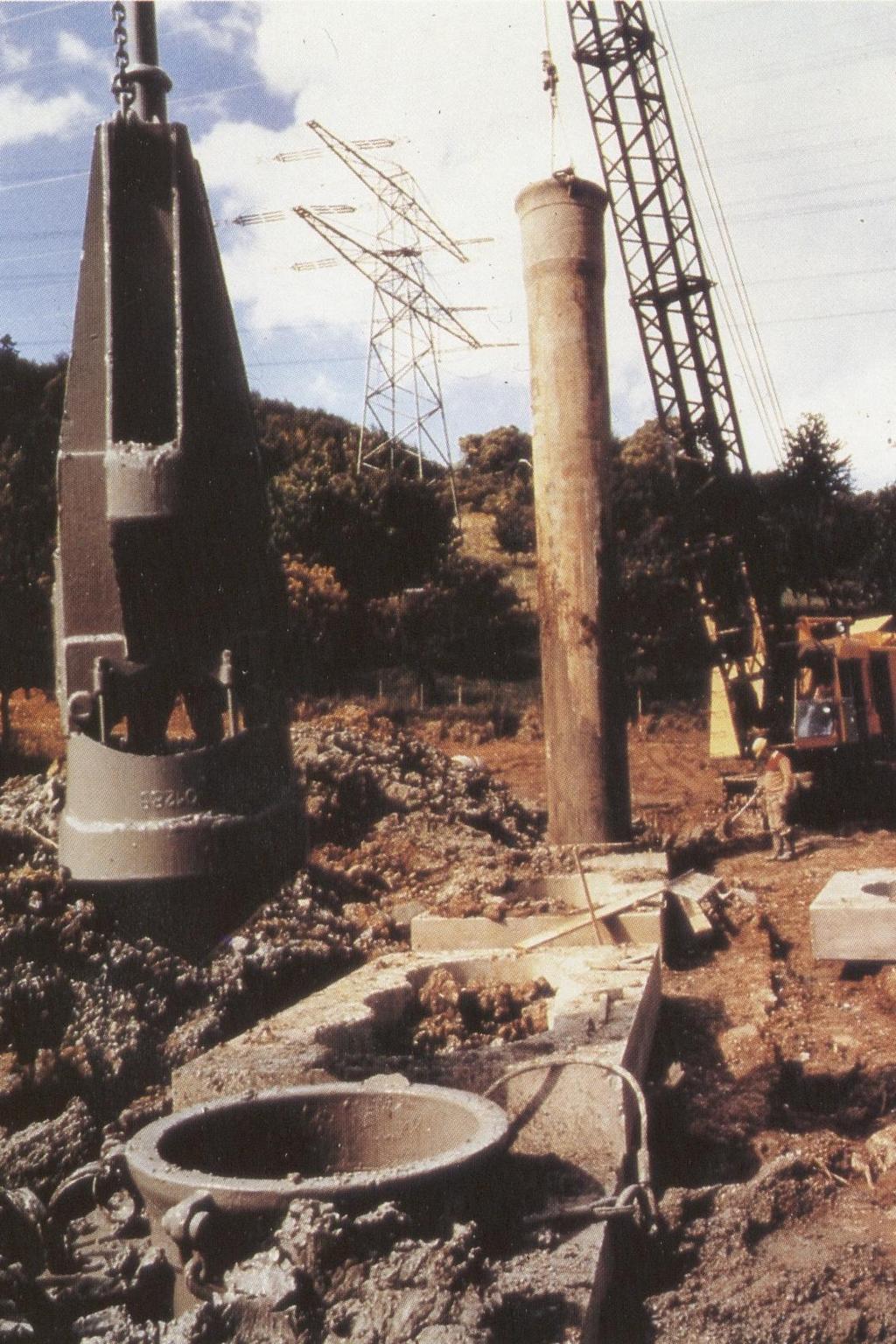Large diameter piles against uplift and for transferring tension loads Large-diameter piles are often used as foundation elements for alternating loads (pressure and tension).