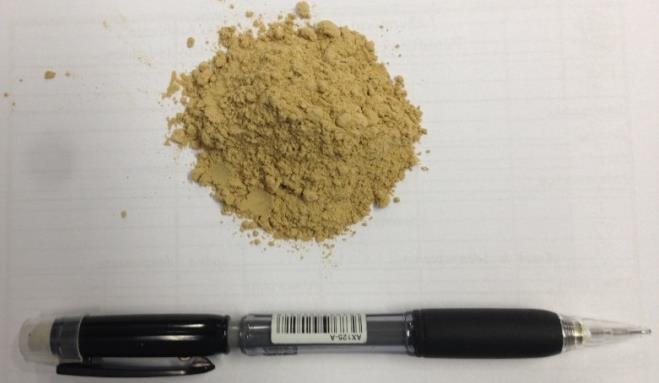 Figure 1 - Bentonite Sample used in this research. PET Flakes. The PET flakes came from the crushing process made in the material crusher at the Laboratory of Structures and Materials of PUC-Rio.