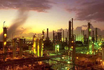 Modern Oil Refinery Highly integrated Fuels, chemicals, power, materials Large volume markets Numerous thermal &