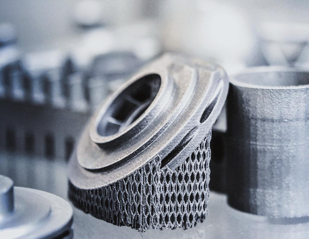 4 thyssenkrupp and Additive Manufacturing thyssenkrupp and Additive Manufacturing The rapid development of additive manufacturing processes is placing increasingly diversified demands on machines,