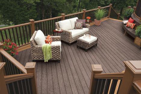 Design your dream deck today. We have the experts.