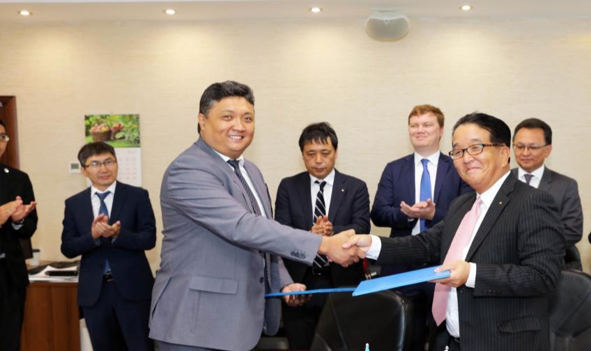 Nippon Express : Cooperation Agreement with KTZ Strategy: product (rail-transport) based cooperation Main Drivers : Optimization of cross-border rail transport service offering Better access to KTZ