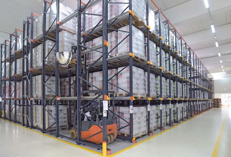 Drive-in pallet racking 3 Maximum profitability of the available space (up to 85%).