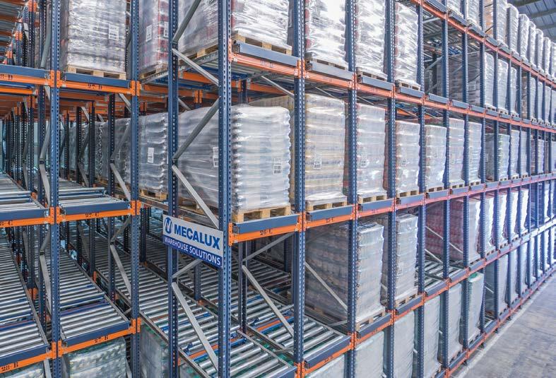Live pallet racking 3 Enables perfect turnover of stored products (FIFO system, the first pallet to be put in is the first to be taken out).