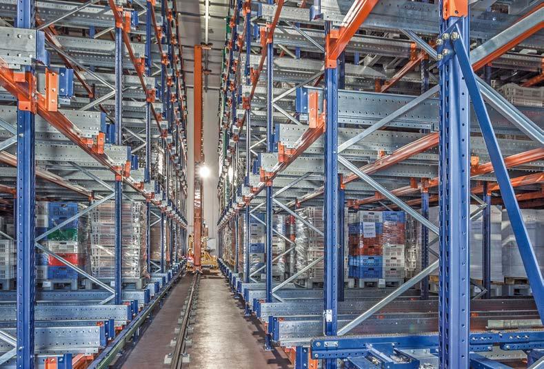 Automatic Pallet Shuttle 3 Greater storage capacity. 3 Automated management. Eliminates errors. 3 Enhanced productivity. Large increment in the number of cycles/hour. 3 Cost savings.