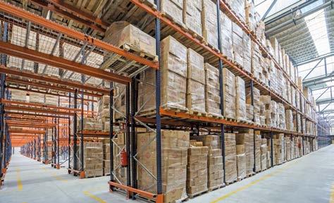 Conventional pallet racking is the best solution for warehouses where it is necessary to store a wide range of articles on pallets.