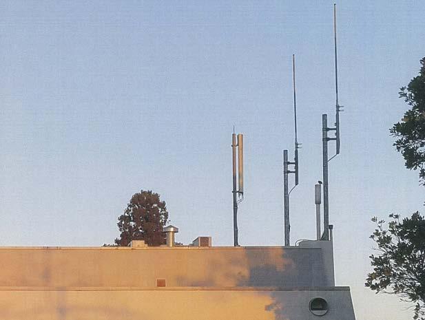 Figure 12: Examples of other non-dish antennas The notional envelope and the measurements relevant to compliance with Regulations 27 and 29 are illustrated in section 4. 3.
