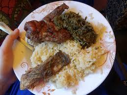 An Average Congo Diet Throughout Africa, the main meal of the day is lunch, which usually consists of a mixture of vegetables, legumes, and sometimes meat.