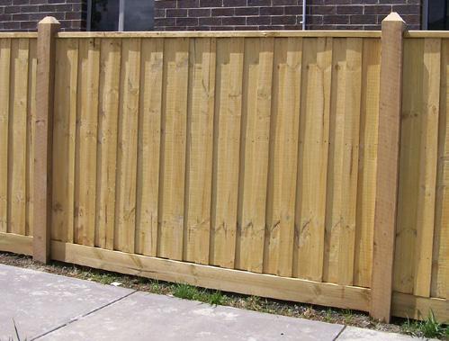 2.0 THE DESIGN GUIDELINES FENCING PRINCIPLES - To ensure that fencing is a secondary element to the dwelling - To create a point of consistency within the community while highlighting the character