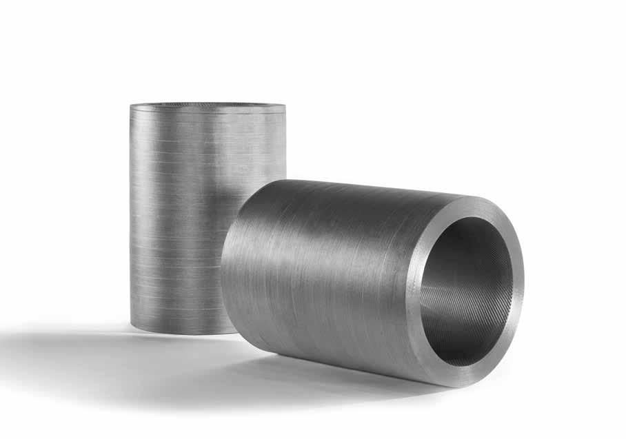 Depending on the requirements, we supply you with various sintered plates made out of graphite: the entire spectrum from extruded to isostatic pressed graphite.