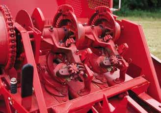 6 Rugged knotter design The Hesston design of knotters are built to operate reliably season