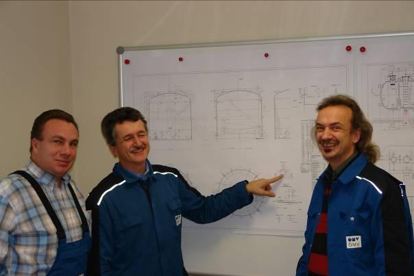 (from left) Engineer and MBA Alexander Gerstner / Assistant to the OMV Exectuve Management, Rainhard Kurz