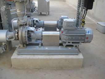 Centrifugal pump on working and