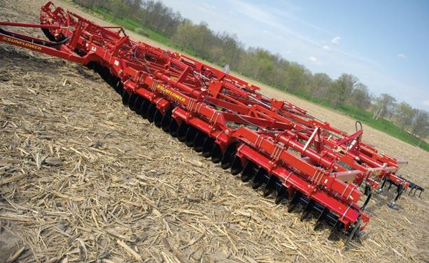 MODEL 6433-43 WITH 6-ROW HIGH RESIDUE SPIKE DRAG YEAR LIMITED WARRANTY 6433 Split Wing Features Wide based center frame, 3-section Split Wing design featuring big working widths with reduced