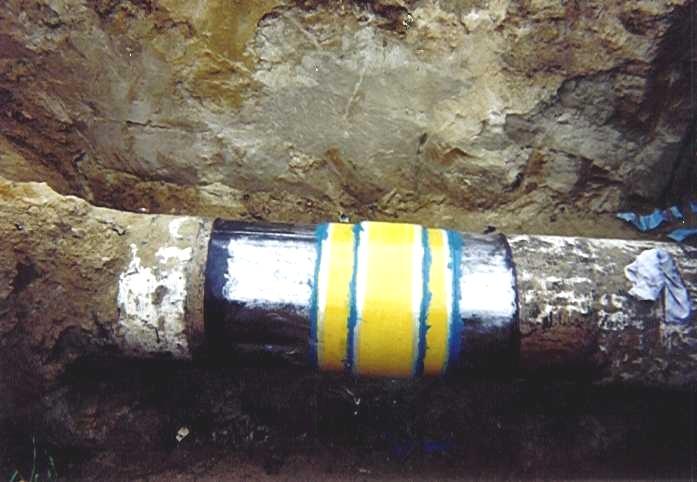 Figure 17 Again the composite repair provides many: safety, time and commercial advantages by eliminating either cut outs of the defect girth weld or installation of long length epoxy shell repairs