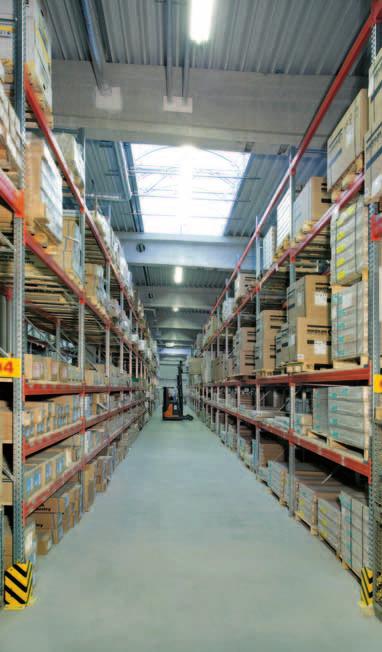 META MULTIPAL Pallet racking The Bolted Pallet Rack system Higher Racks for higher demands The META MULTIPAL is the ideal solution for the