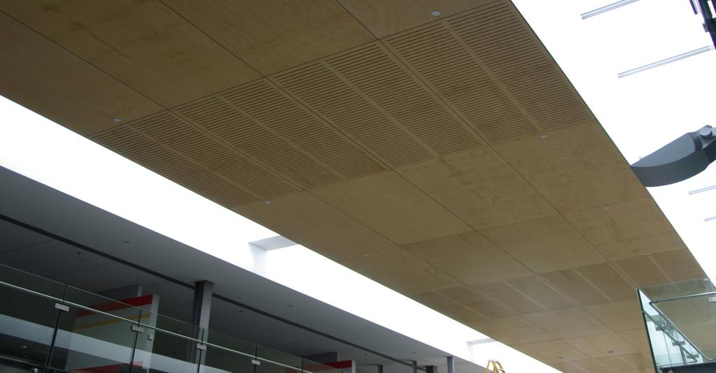 Murano Acoustic Wood Panels are available in a standard range of veneers and laminate surfaces.